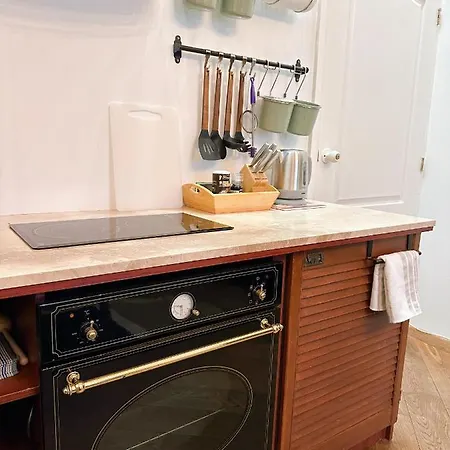 Cozy 33m2 2-room In Center Lejlighed *